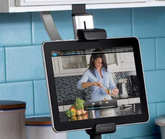 Belkin S Kitchen Cabinet Mount For The Ipad Actually Makes Sense