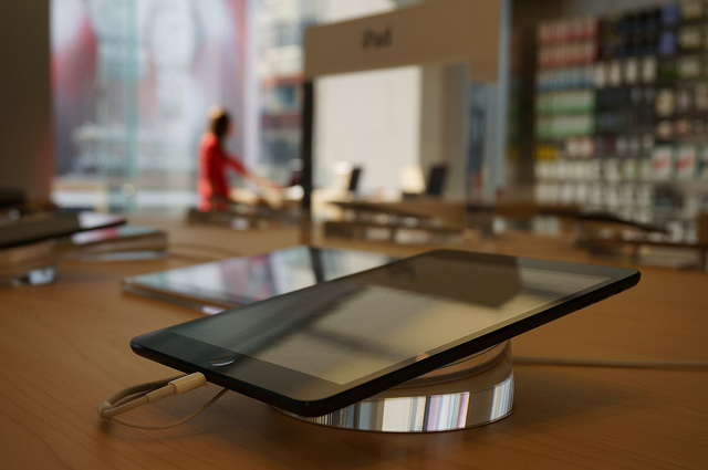 Second-Generation iPad mini Display In Production