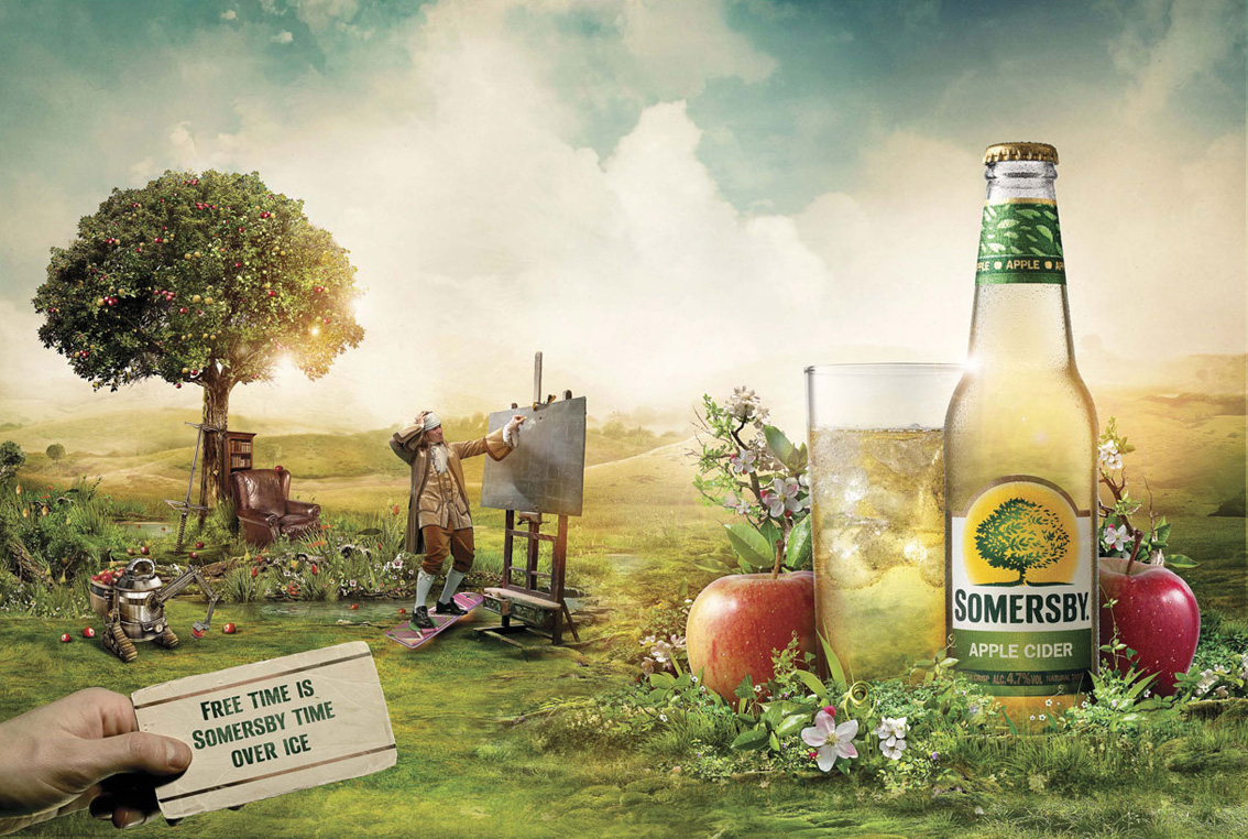 Реклама про деревню. Сидр яблочный Somersby. Сидр Соммерсби яблоко. Somersby лимонад. Рекламные плакаты напитков.