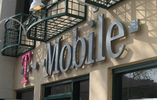 T-Mobile Reveals iPhone Details, $99 For iPhone 5 With No Contract