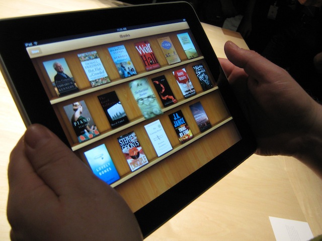 Apple Fined $118,000 By Chinese Court For E-Book Copyright Violations