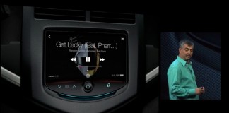 New Siri Voices For iOS 7, iOS In The Car