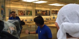 Japanese Apple Store Invites In Loyal Customers To Save Them From Flash Flood