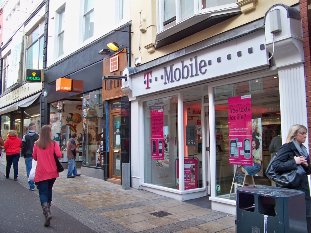 T-Mobile Offers To Pay ETF Fees When Trading In Phones