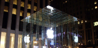 Worth Reading: The Story Behind The 5th Avenue Apple Store’s Cube