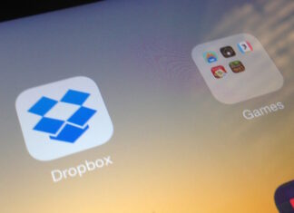 Dropbox For iOS Gets A Share Sheet Extension In Version 3.7