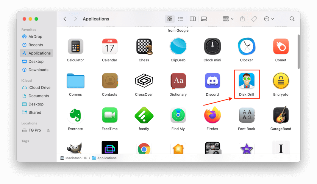 Mac applications folder with an outline highlighting the disk drill app