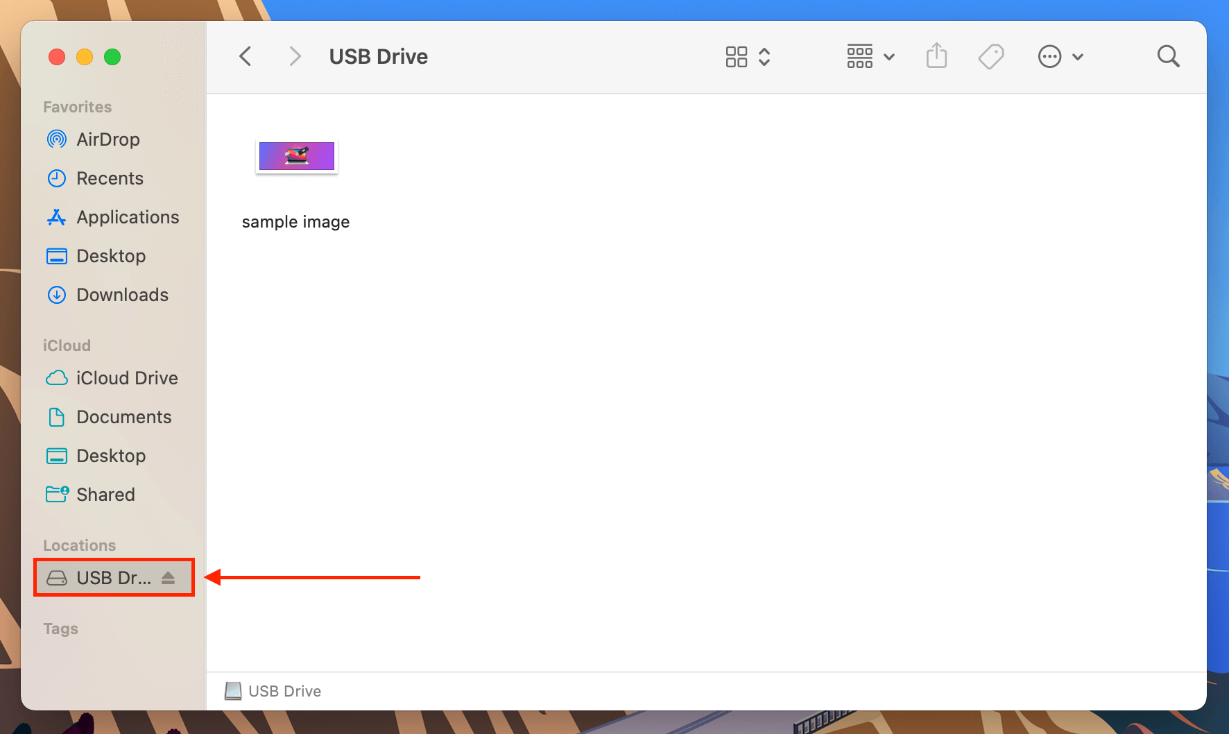 USB drive in the Finder sidebar