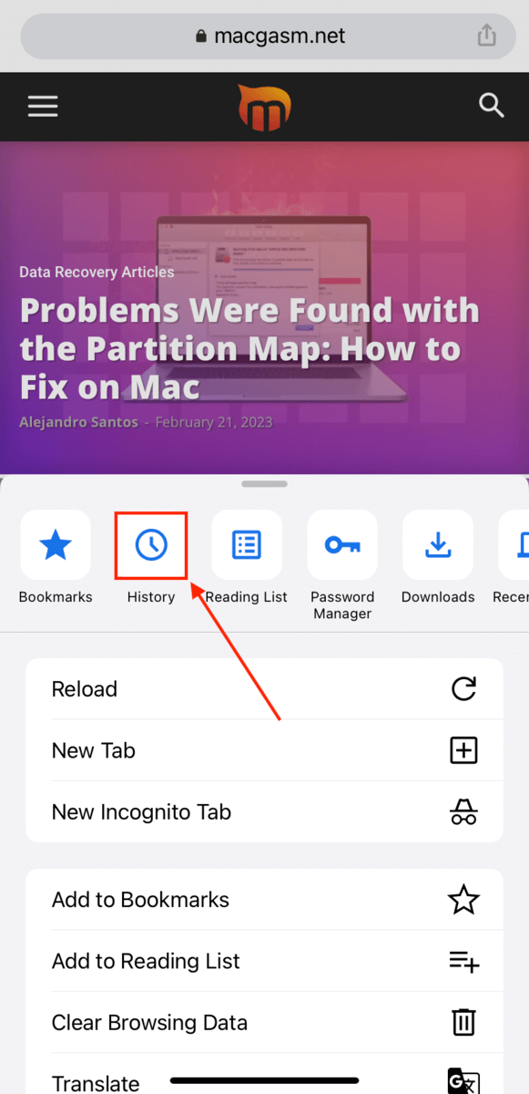 History button in Google Chrome on iPhone