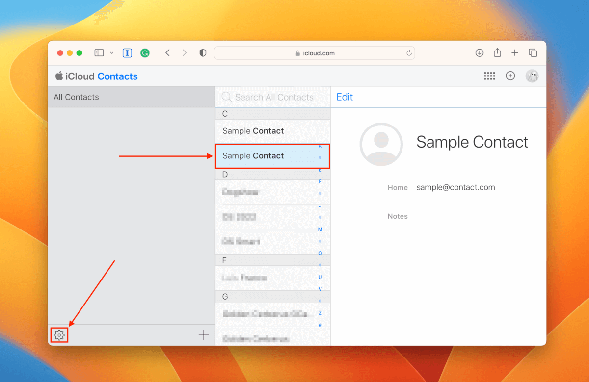 Duplicate contact selection in iCloud Web's Contacts app