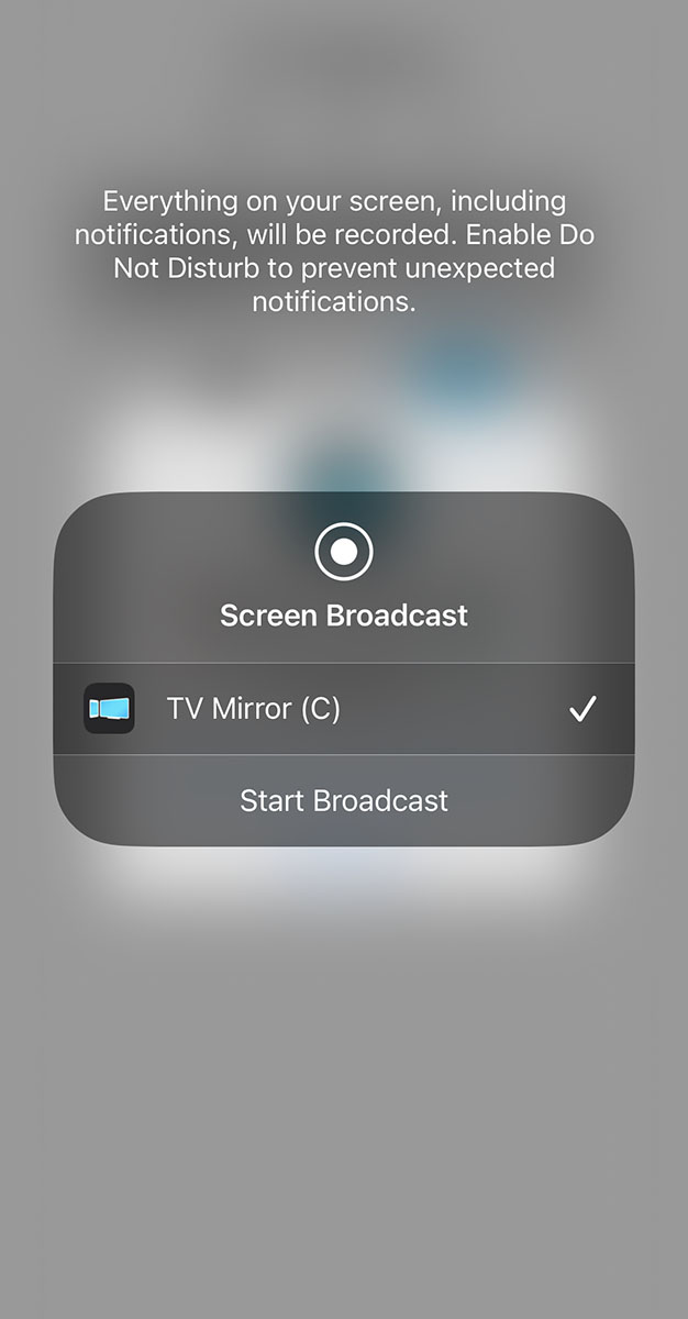 Broadcasting iPhone's screen using a third-party app