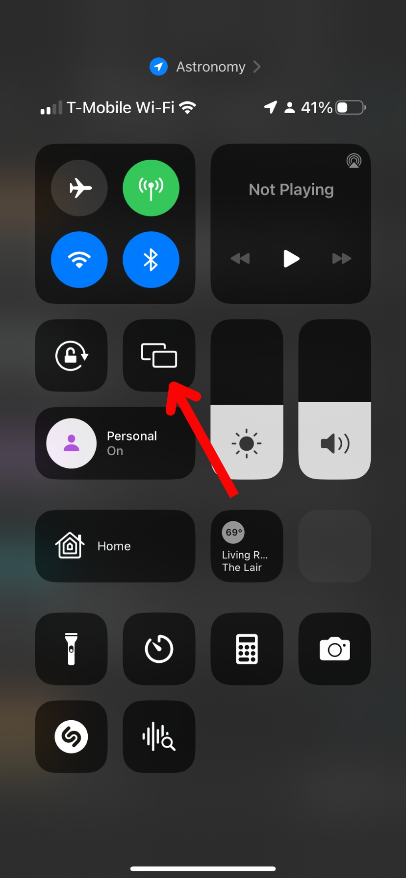AirPlay button of an iPhone